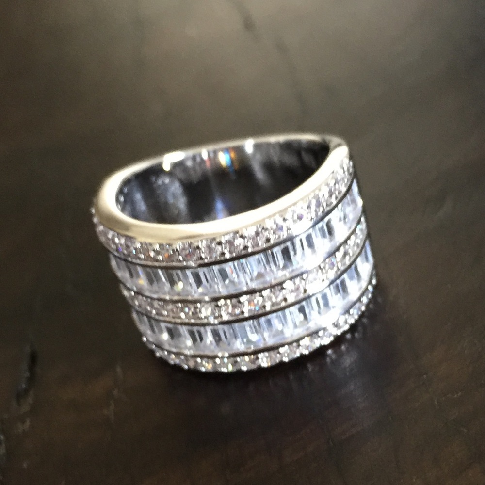 Sterling Silver Diamond Wide Ring - Picture 4 of 9